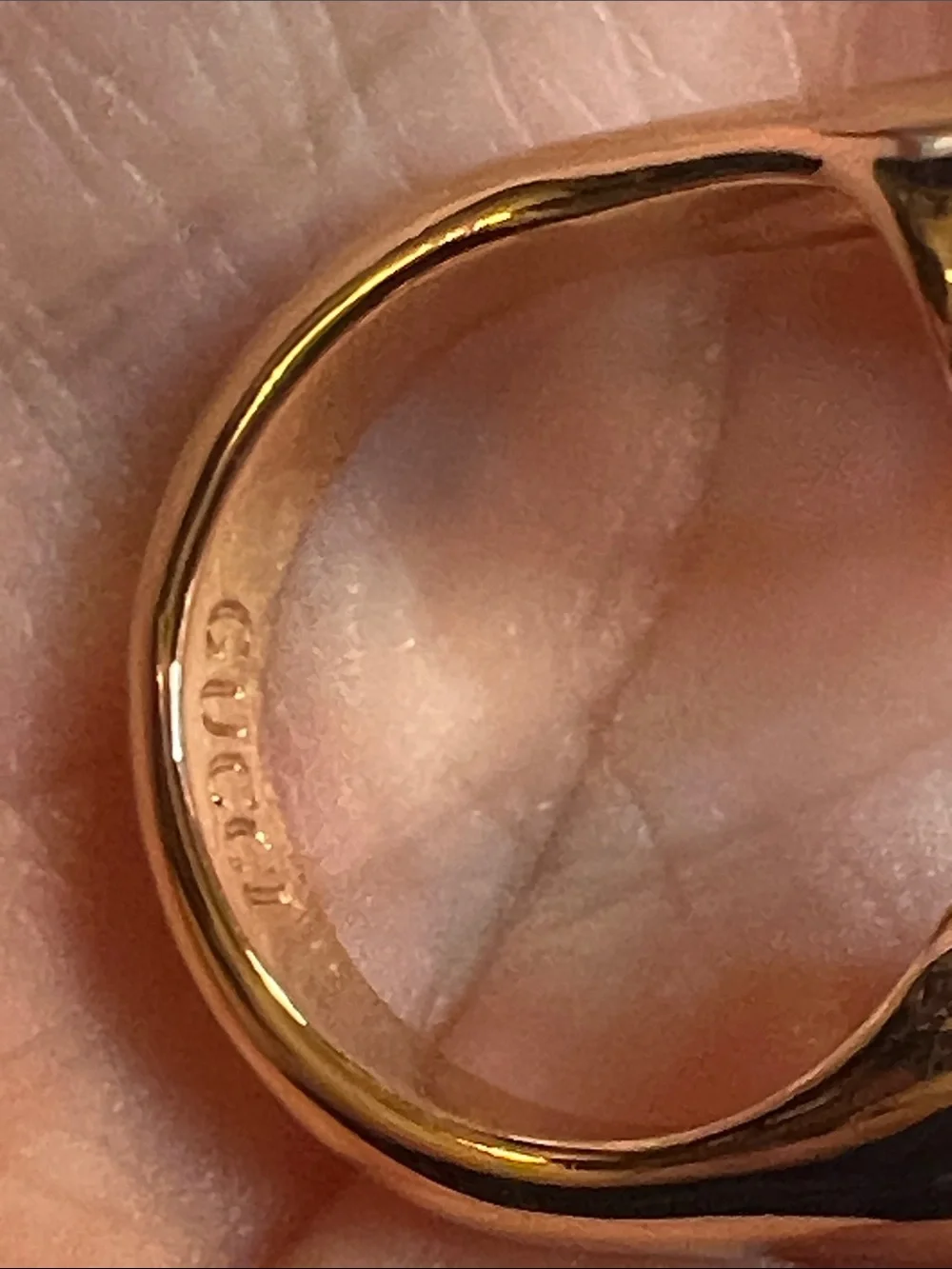 Gold Pearl Ring – Elegant Women’s Fashion Jewelry